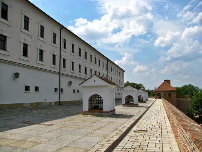 Brno uctívá
