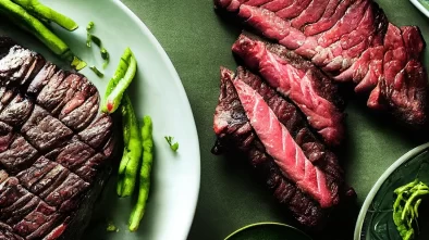 Kvalitní steak, specialita steakhousu Monte Bú