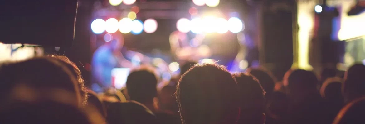 Koncert s pódiovým osvětlením