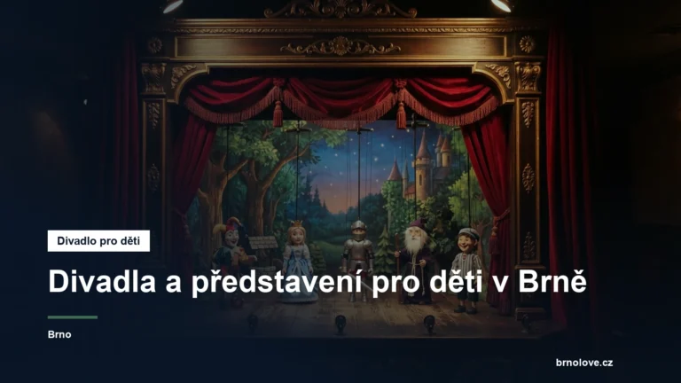 Loutkové divadlo s barevnými loutkami a oponou