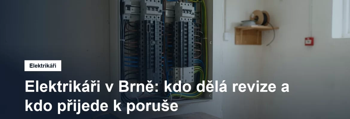 Otevřený domovní rozvaděč s jističi a měřicím přístrojem elektrikáře