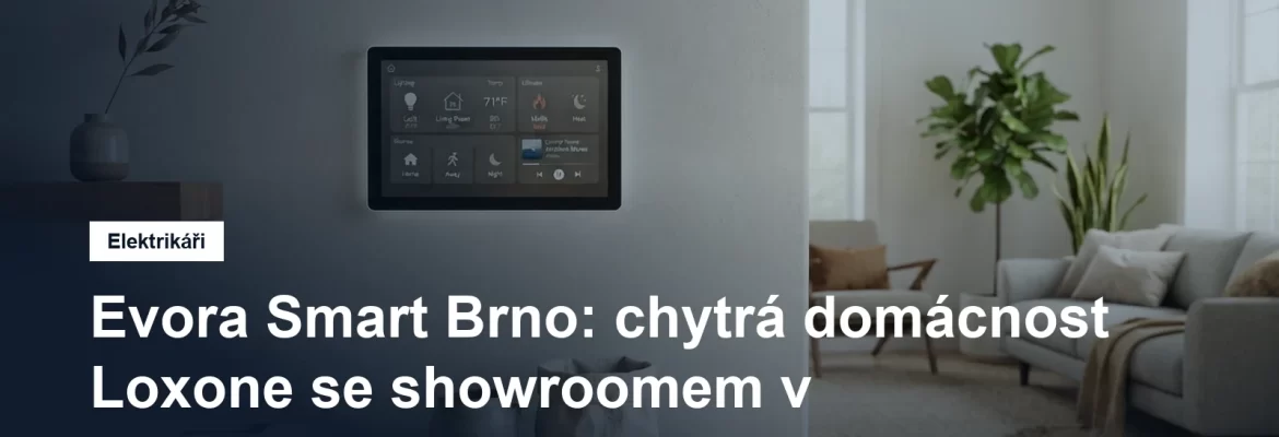 Nástěnný ovládací panel chytré domácnosti v moderním obývacím pokoji