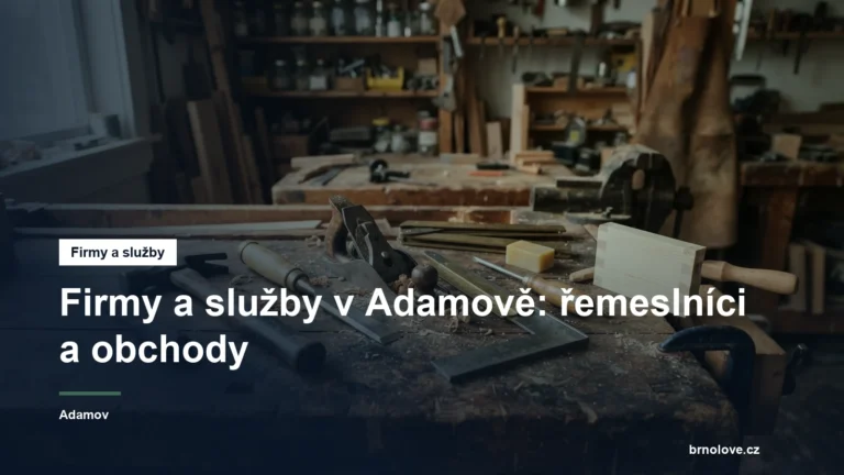 Řemeslné nářadí na pracovním stole