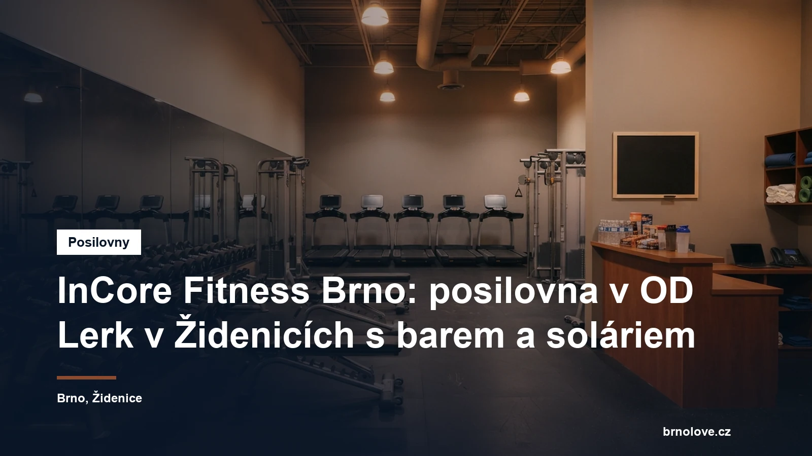 Činkárna a kardio zóna klasické obsluhované posilovny s parkovištěm u vchodu