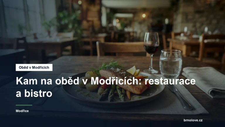 Talíř s obědovým menu na stole
