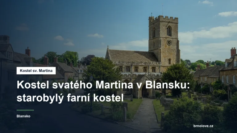 Farní kostel s věží