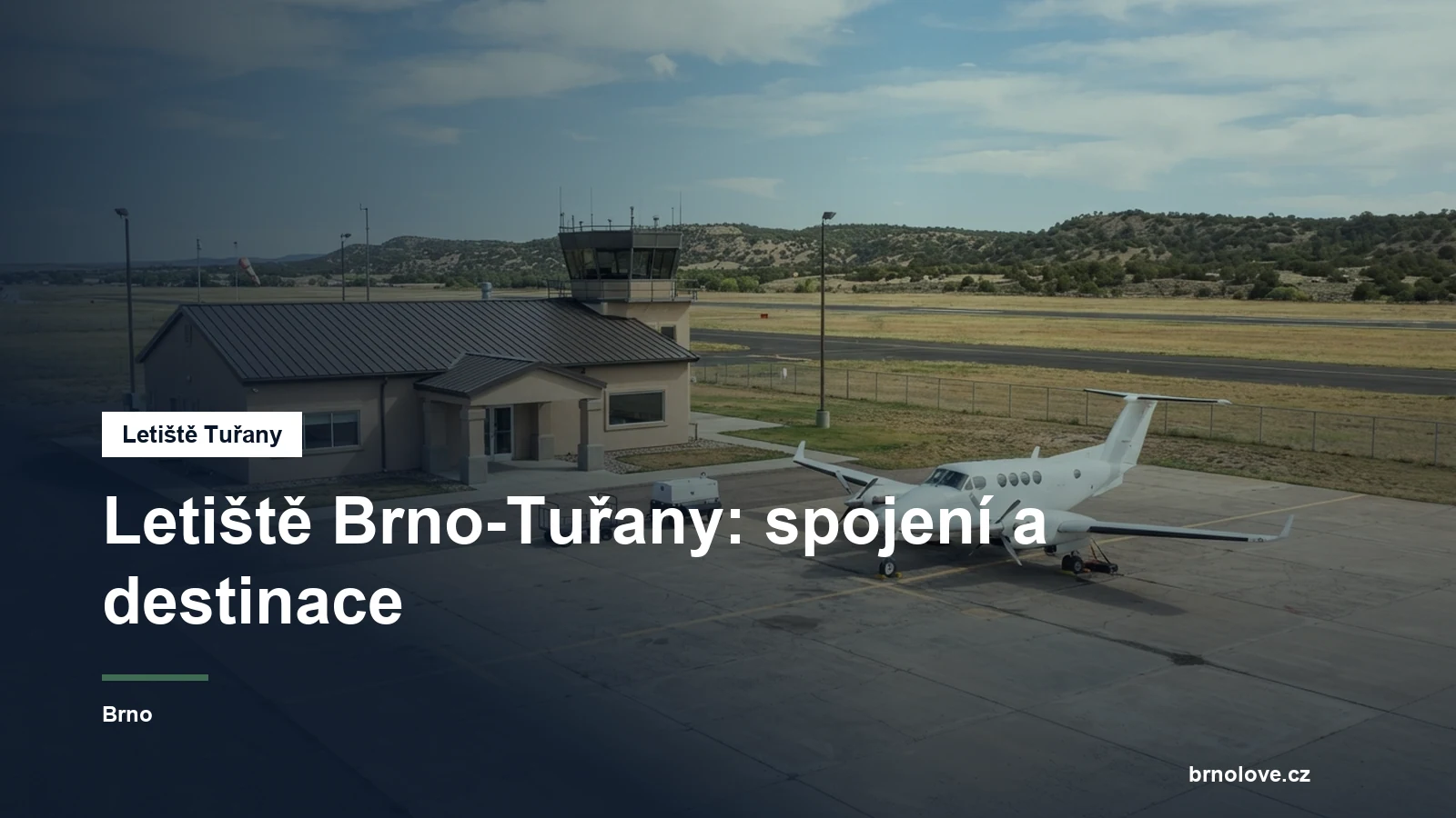 Odletová hala letiště s letadlem