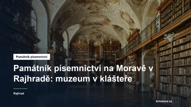 Historická klášterní knihovna