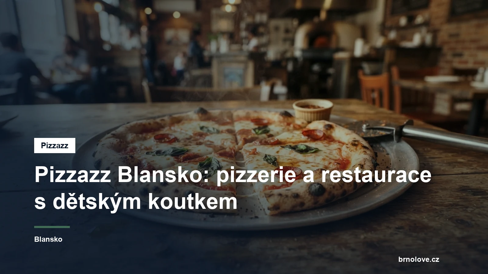 Pizza na stole v pizzerii