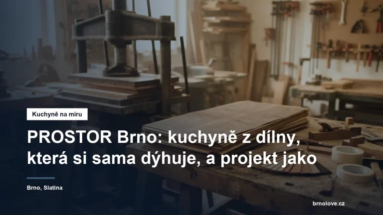 Dýhovací lis a stoh sesazených dýhových listů ve stolařské dílně, vedle nich vzorník dřevin