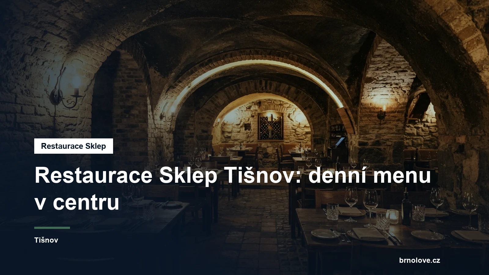 Klenutý sklepní interiér restaurace