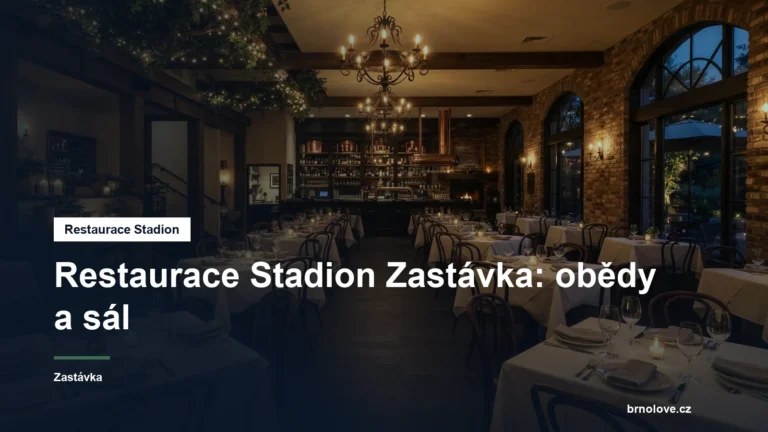 Interiér restaurace se sálem