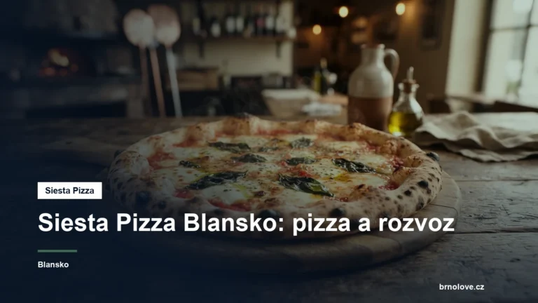 Pizza na stole v pizzerii
