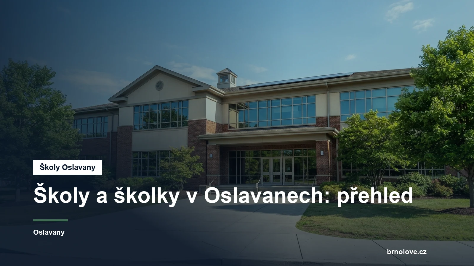 Budova školy ve městě