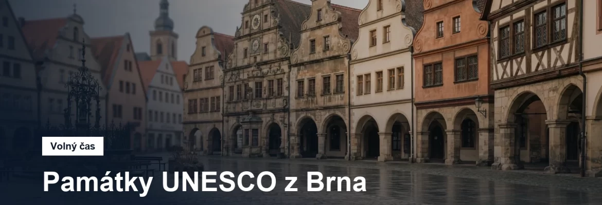 Historické náměstí s podloubím