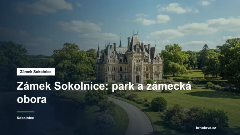 Novogotický zámek v parku