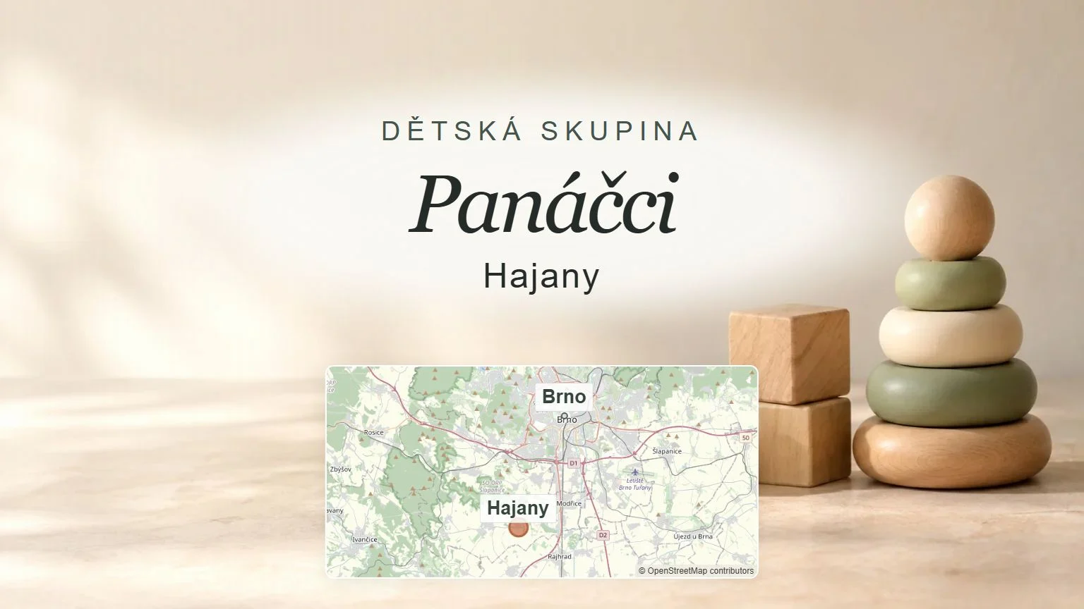 Panáčci, Hajany – obecný tematický motiv oboru a orientační mapa obce u Brna