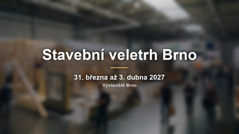 Rozmazaná stavební expozice s nápisem Stavební veletrh Brno a termínem